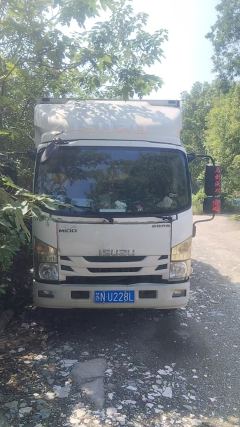 Qingling Isuzu M100 120 hp 4X2 4.13 m - фото 2