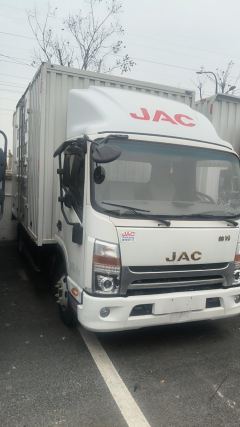 JAC Shuailing Q6 136 hp 4X2 3.79 m - photo 1