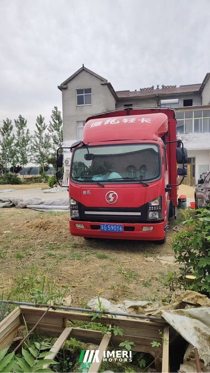 2025 Shacman Delong G1 137 hp 4X2 3.82 m