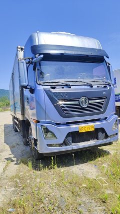 Dongfeng Tianlong KL 465 hp 8X4 9.6 m - photo 1