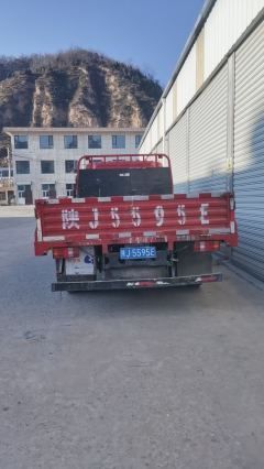 SINOTRUK HOWO Light Duty Truck Hanjiang 170 hp 4X2 4.15 m - фото 3