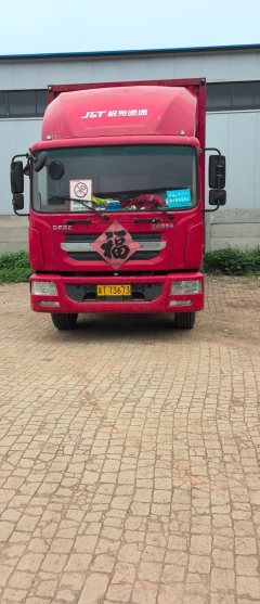 Dongfeng Duolika D9 200 hp 4X2 8 m - фото 3