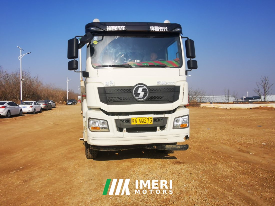 Suizhou Changxing Shacman Chassis 375 hp 8X4 9.6 m - truck from China