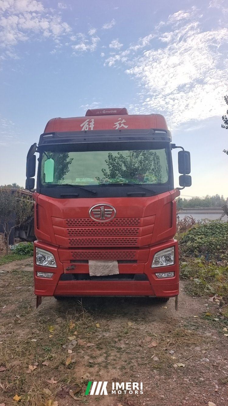 FAW Jiefang JH6 320 hp 6X2 9.5 m - truck from China