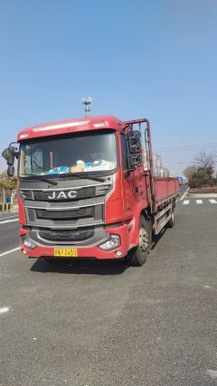JAC Gallop Gelfa A5 220 hp 4X2 6.2 m - photo 1