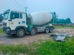 Sinotruk HOWO TX7 340 hp 8X4 - photo 4