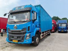 Dongfeng Liuzhou Chenglong H5 245 hp 4X2 9.7 m - фото 1