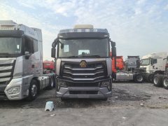 Sinotruk HOWO Max 610 hp 6X4 - фото 2