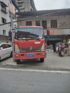 Sinotruk H7 330 hp 4X2 - ფოტო 1