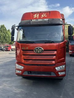 FAW Jiefang J6L 220 hp 4X2 6.75 m - ფოტო 1