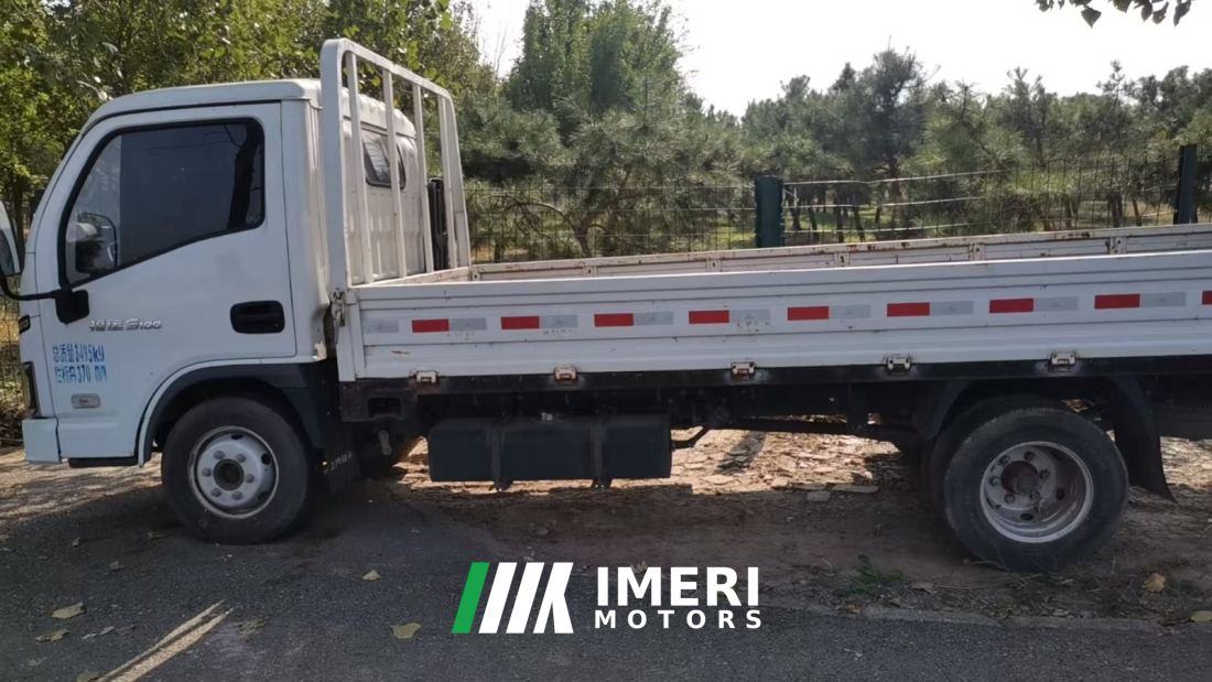 SAIC Yuejin Fuxing S Series 113 hp 4X2 4.2 m - грузовик из Китая