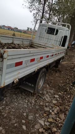SAIC Yuejin Fuxing S Series 113 hp 4X2 4.2 m - фото 3