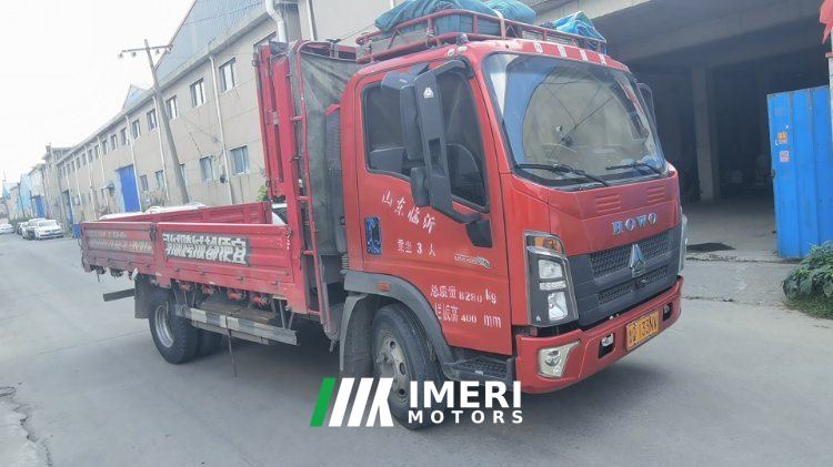 SINOTRUK HOWO Light Duty Truck Commander 130 hp 4X2 4.3 m - truck from China