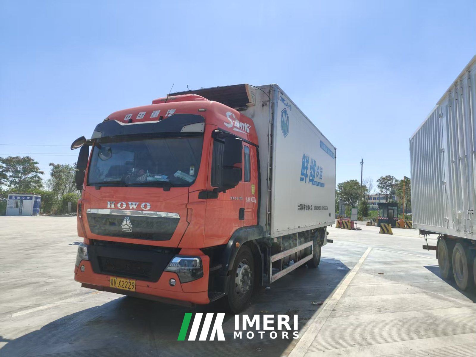 2022 Sinotruk HOWO T5G 270 hp 4X2 6.8 m