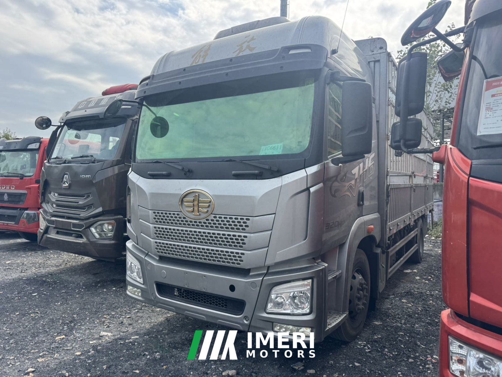 2025 FAW Jiefang JH6 320 hp 4X2 6.7 m