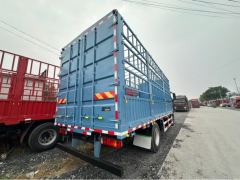 Foton Auman Galaxy 3 330 hp 4X2 - фото 6