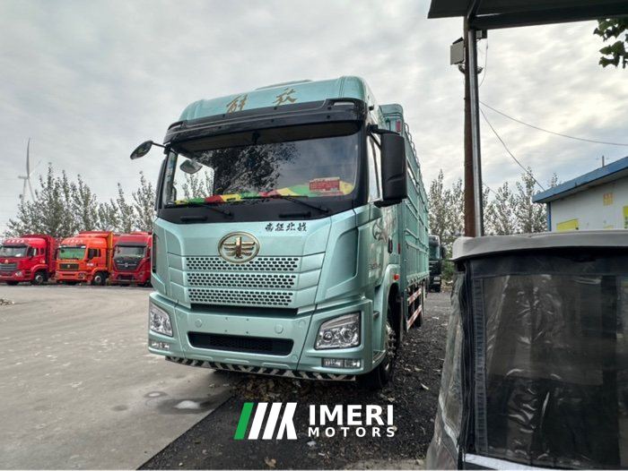 2024 FAW Jiefang JH6 320 hp 4X2 6.75 m
