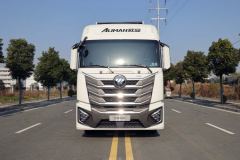 Foton Auman GTL Xingyi Edition 350 hp - фото 2