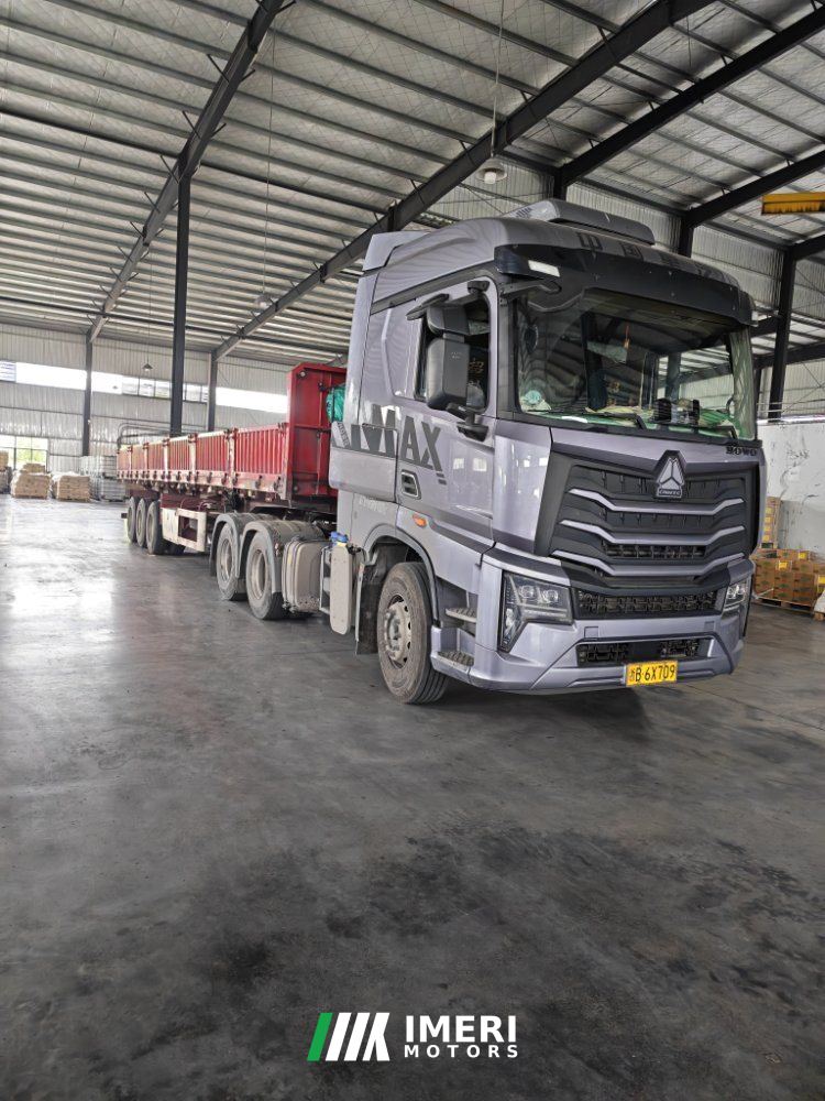 2025 Sinotruk HOWO Max 540 hp 6X4