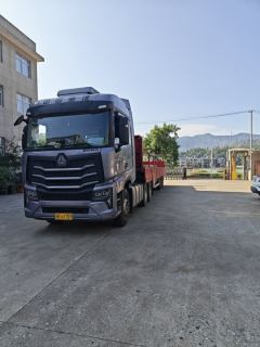 Sinotruk HOWO Max 540 hp 6X4 - photo 4