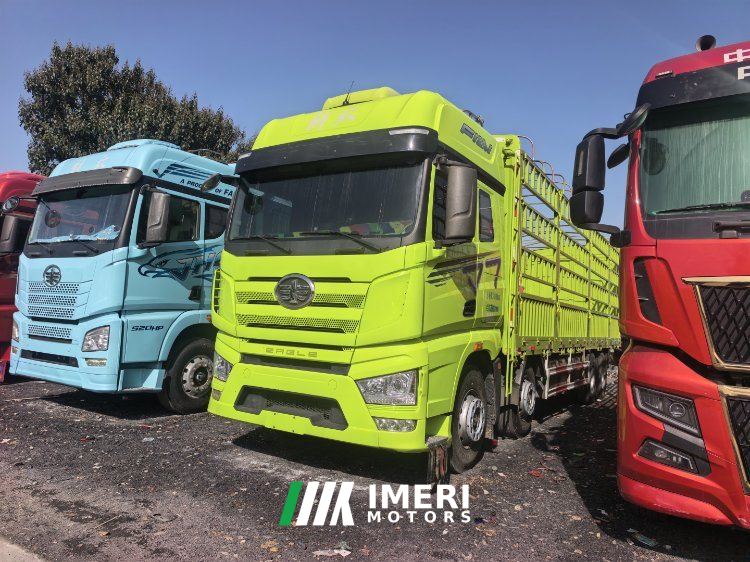 2022 FAW Jiefang J7 460 hp 8X4 9.4 m