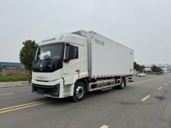 Foton Auman Galaxy 3 380 hp 4X2 6.8 m - ფოტო 2