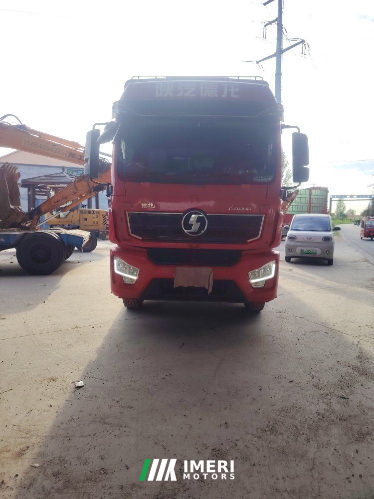 2024 Shacman Delong L5000 300 hp 4X2 6.8 m