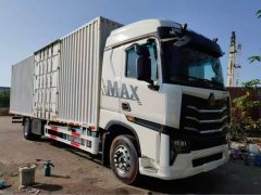Sinotruk HOWO Max 290 hp 4X2 9.6 m - фото 2