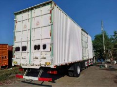 Sinotruk HOWO Max 290 hp 4X2 9.6 m - фото 5