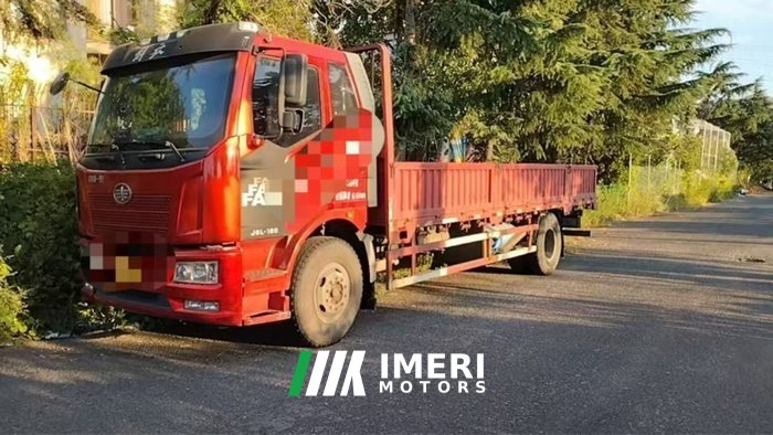 2020 FAW Jiefang J6L 180 hp 4X2 6.75 m