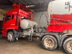 Sinotruk Hohan Haohan J7G 430 hp 6X4 - photo 2