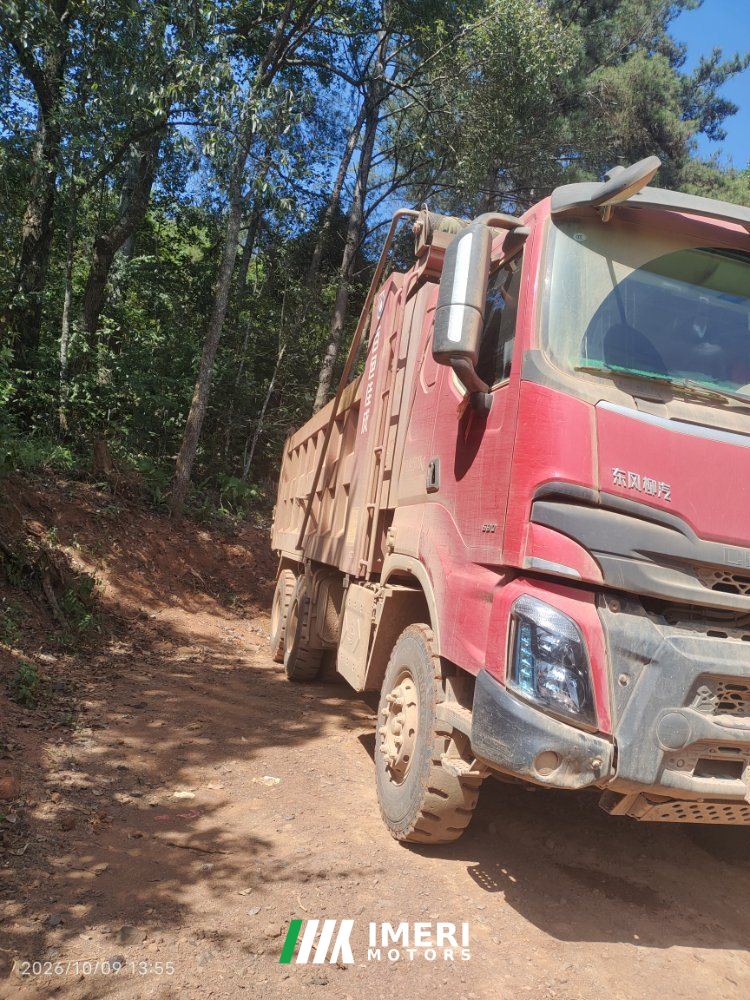 2025 Dongfeng Liuzhou Chenglong H7 530 hp 6X4 6 m