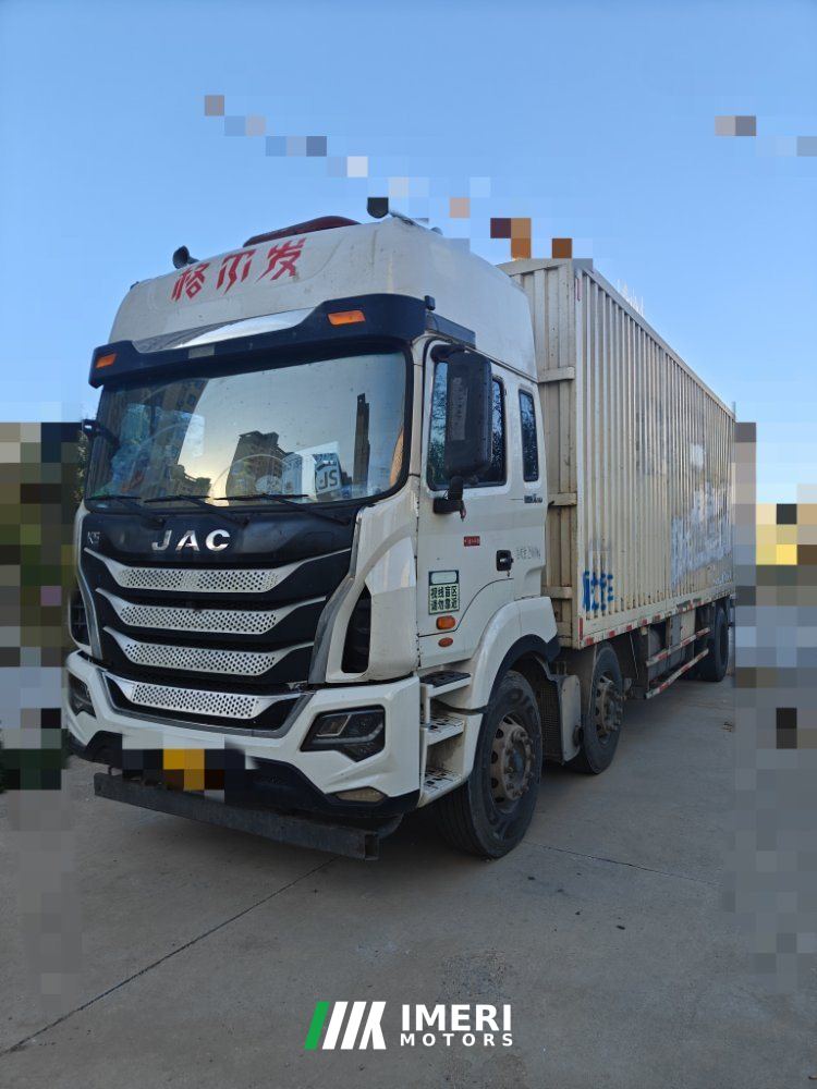 2018 JAC Gallop K5 290 hp 4X2 9.5 m