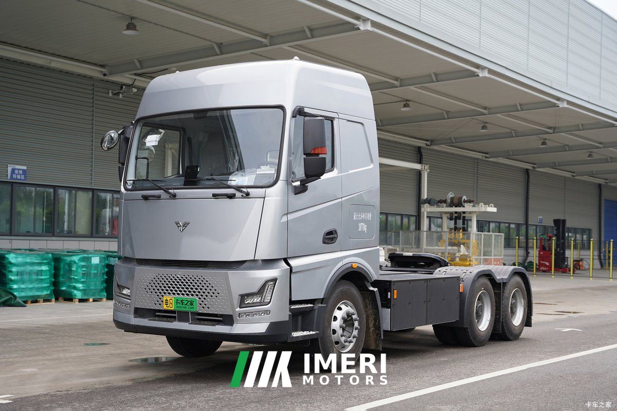 2025 DeepWa DeepWay Changan Startuned electric tractor truck 789 hp 6X4 7.48 m
