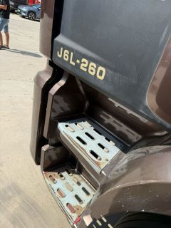 FAW Jiefang J6L 260 hp 4X2 6.75 m - ფოტო 2