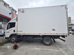 SINOTRUK HOWO Light Duty Truck Hanjiang M 160 hp 4X2 4.2 m - ფოტო 4
