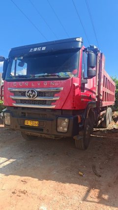 SAIC Hongyan Genlyon 350 hp 6X4 6.4 m - ფოტო 1