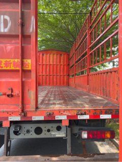 Sinotruk Sitrak G5 270 hp 4X2 6.75 m - photo 5