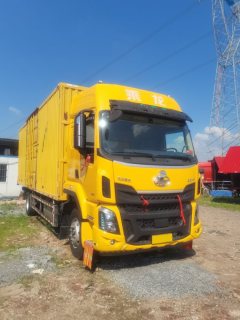 Dongfeng Liuzhou Chenglong H5 220 hp 4X2 7.8 m - photo 3