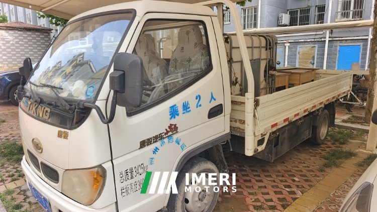Ouling 105 hp 4X2 3.63 m - truck from China