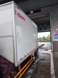 Jiangxi Isuzu EC 127 hp 4X2 4.2 m - ფოტო 3