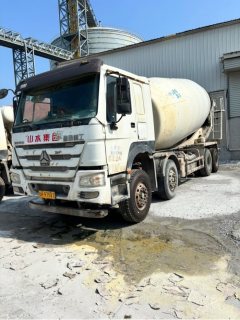 Sinotruk HOWO HOWO-7 380 hp 8X4 - ფოტო 1