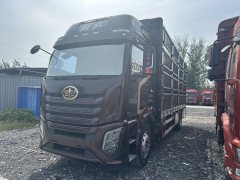 FAW Jiefang J6G 360 hp 4X2 6.75 m - ფოტო 1