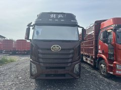 FAW Jiefang J6G 360 hp 4X2 6.75 m - ფოტო 2