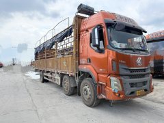 Dongfeng Liuzhou Chenglong H5 220 hp 6X2 9.6 m - ფოტო 1