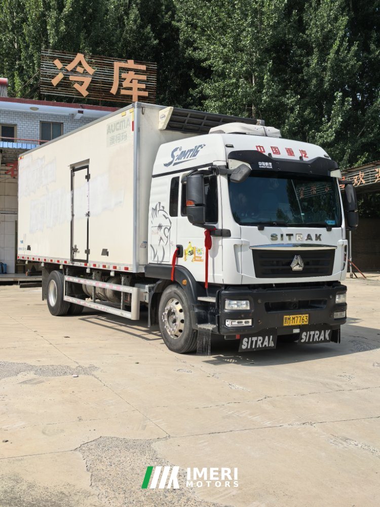 2022 Sinotruk Sitrak G5 270 hp 4X2 6.8 m