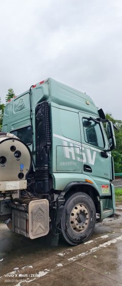 Dongfeng Liuzhou Chenglong H5V 500 hp 6X4 - ფოტო 3