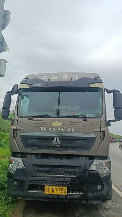 Sinotruk HOWO TX7 430 hp 6X4 - фото 1