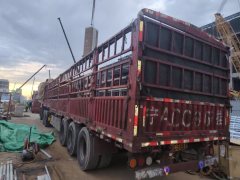 13 m x2.55 m 3 stake body semi-trailer - ფოტო 1