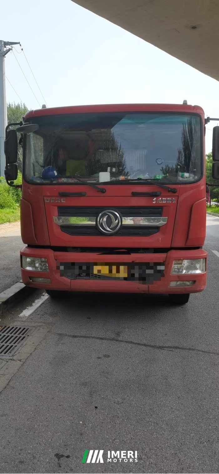 Dongfeng Duolika D9 180 hp 4X2 - truck from China